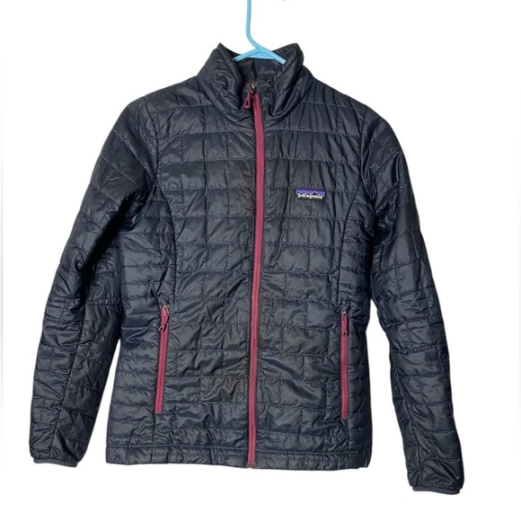 Patagonia Nano Puff Jacket
Women's XS Black/Navy Magenta
Zip STY84217 PrimaLoft - Picture 2 of 8